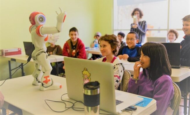 robots sociales en educación